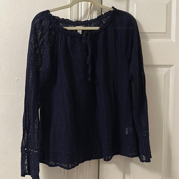 Hinge navy blouse - Picture 2 of 6